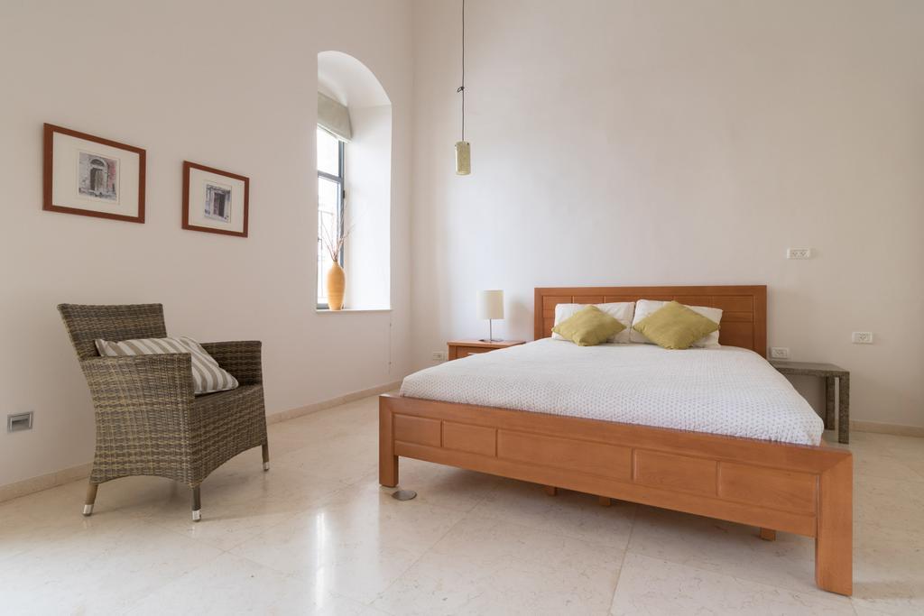 The Jerusalem Stone Duplex Near Mamilla Exterior photo