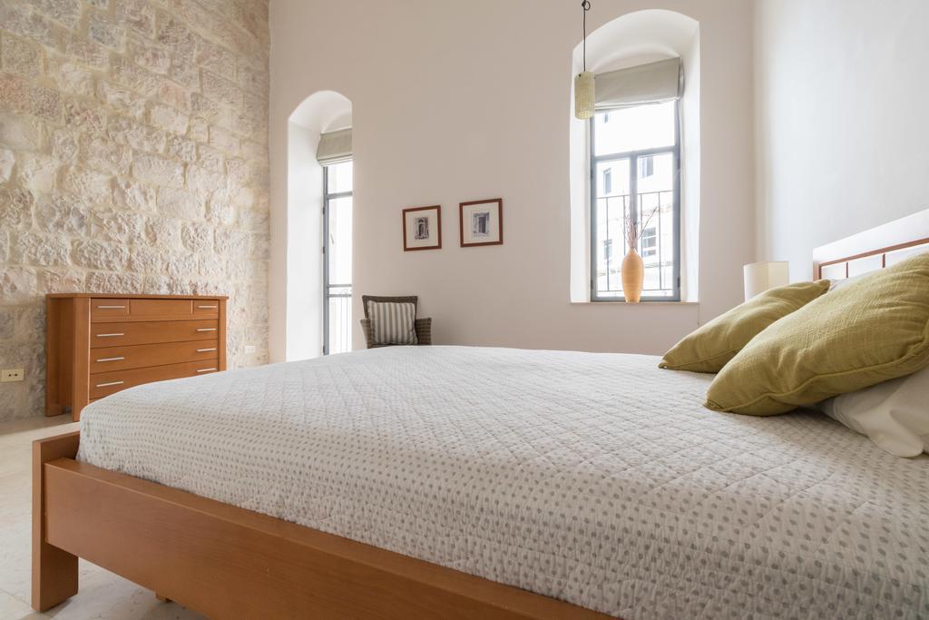 The Jerusalem Stone Duplex Near Mamilla Exterior photo